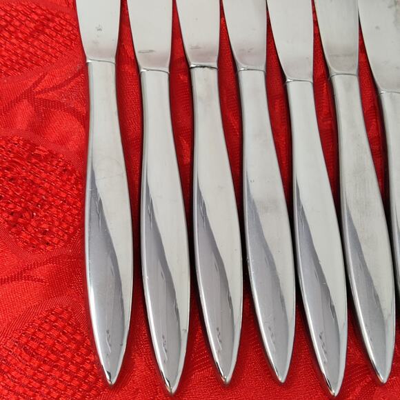 9X BK Oneida Oneidacraft Deluxe Stainless Wintersong Butter Knives - Picture 5 of 12